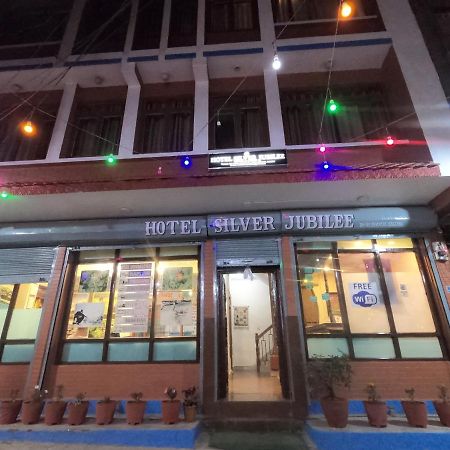 Hotel Silver Jubilee Catmandu Exterior foto