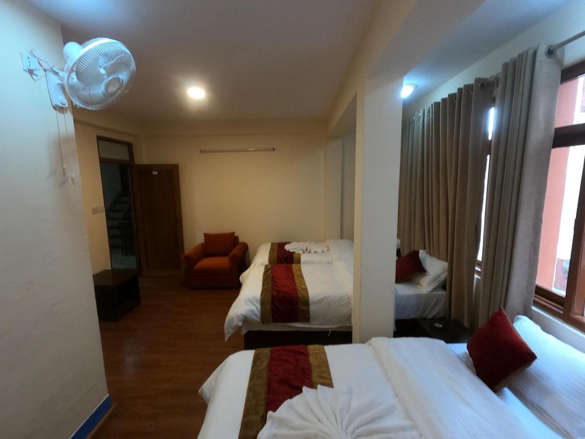 Hotel Silver Jubilee Catmandu Exterior foto