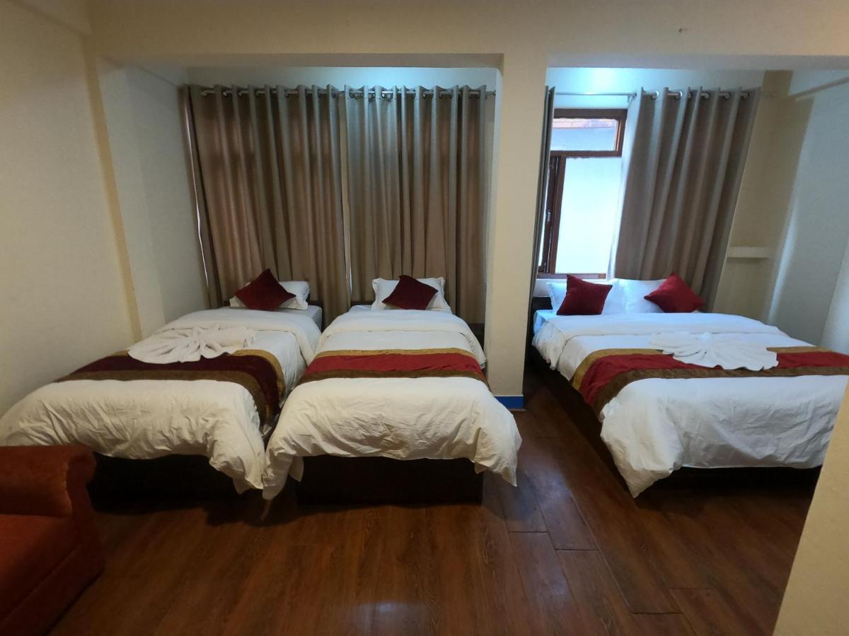 Hotel Silver Jubilee Catmandu Exterior foto